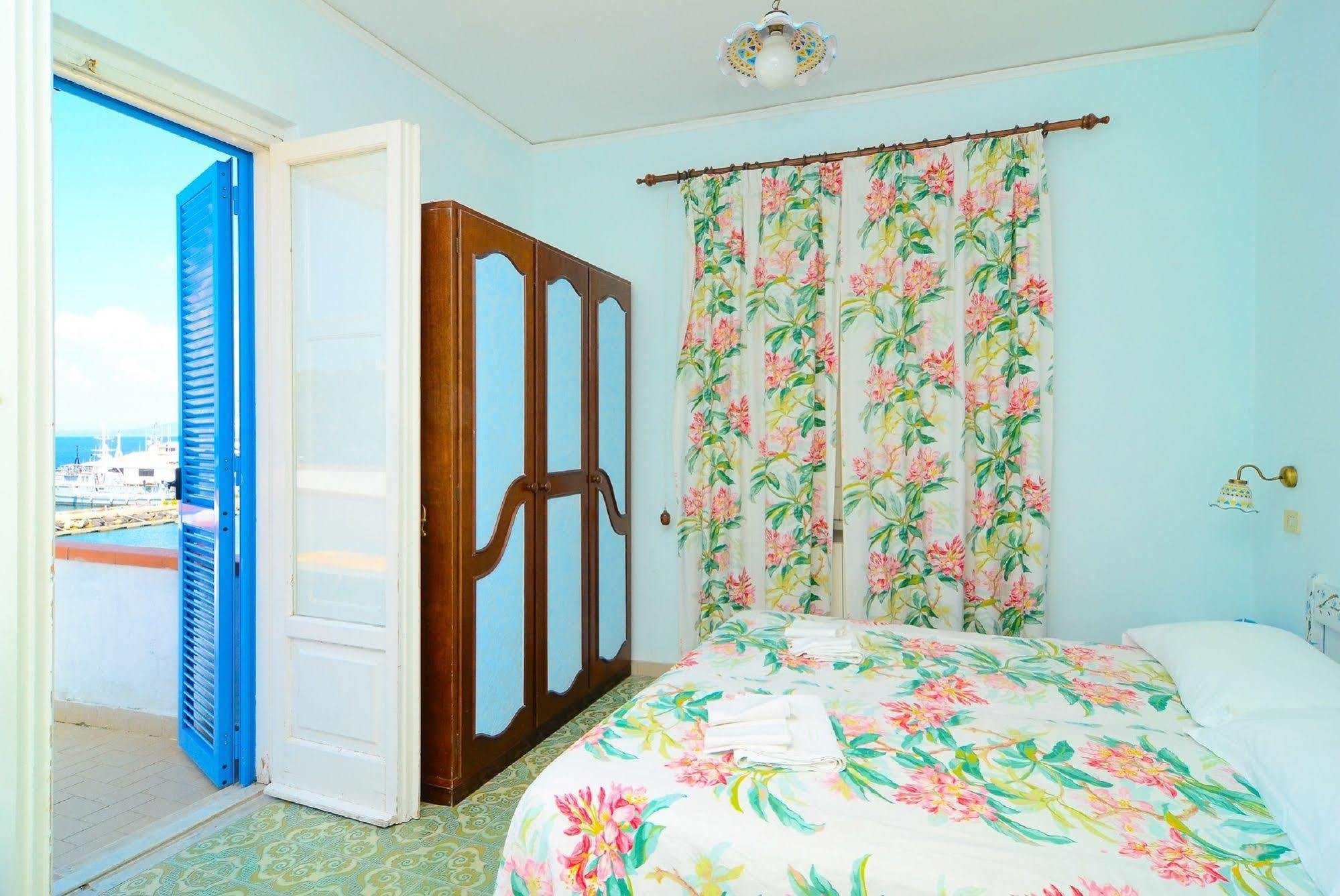 Hotel Terme Marina Lacco Ameno Kültér fotó